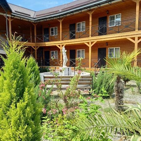 La Fontan Hotel Sukhumi Ngoại thất bức ảnh
