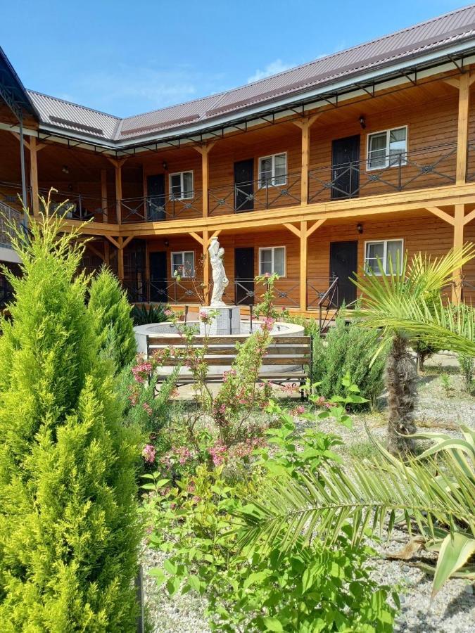 La Fontan Hotel Sukhumi Ngoại thất bức ảnh